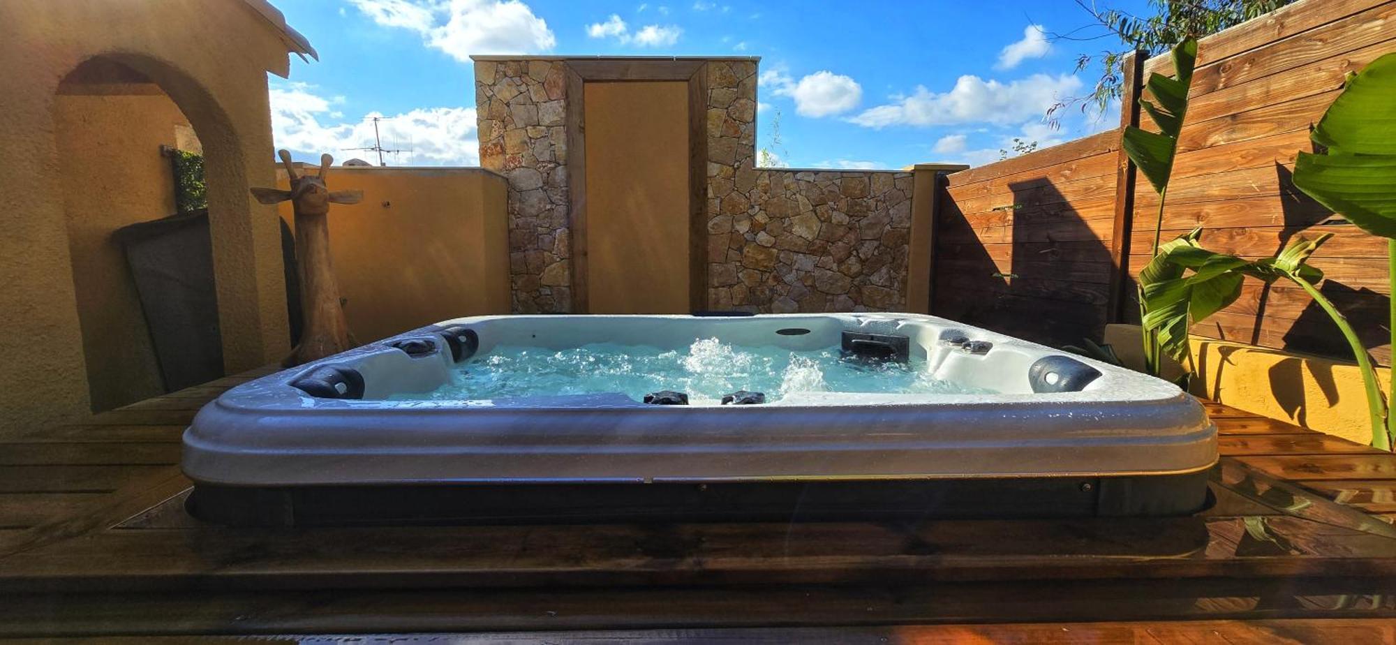 Maison Casa Milesa - Jacuzzi, Calme, Proche Mer, Parking Securise نيس المظهر الخارجي الصورة